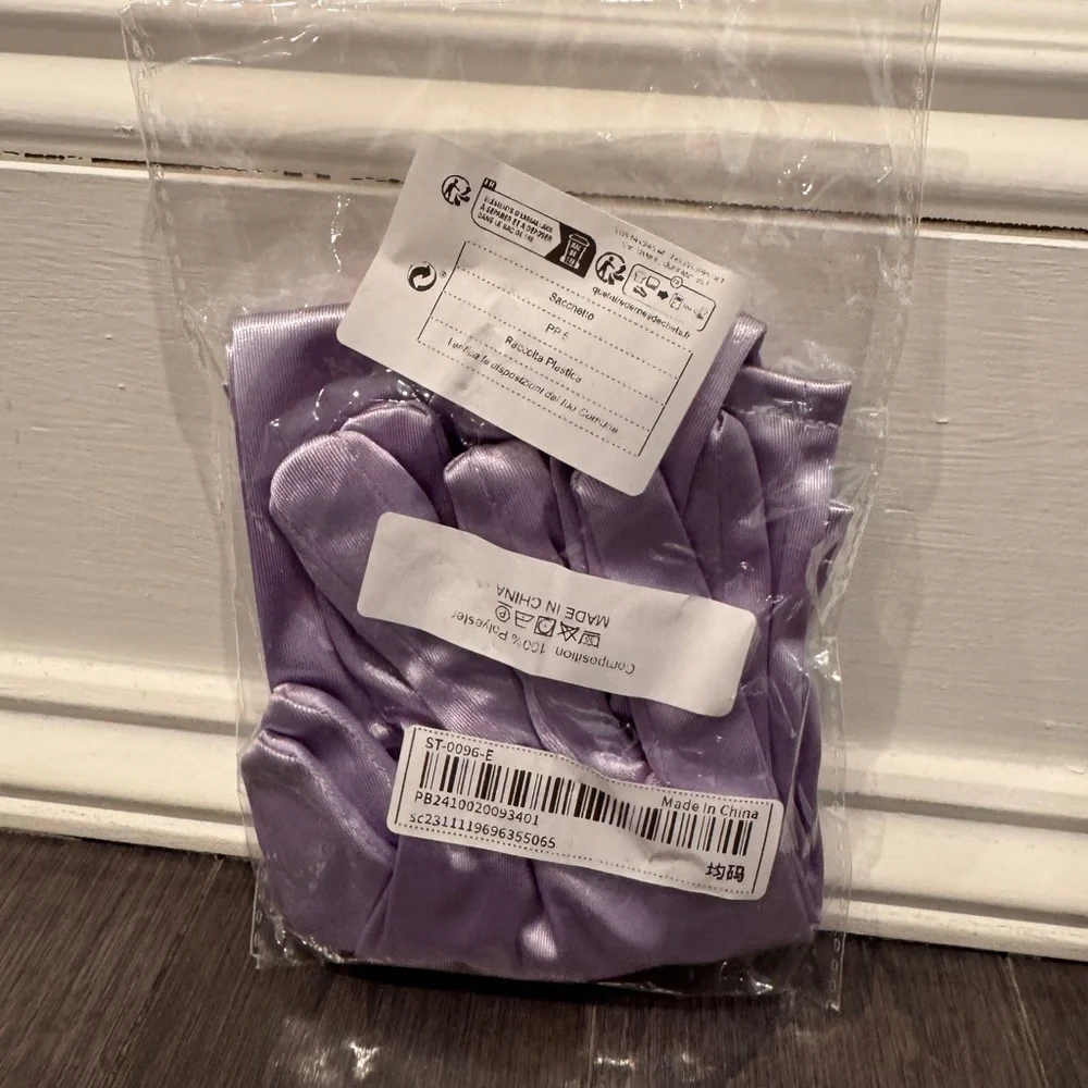 NWT Purple Princess Dress Up Gloves Girls Toddlers Kids
